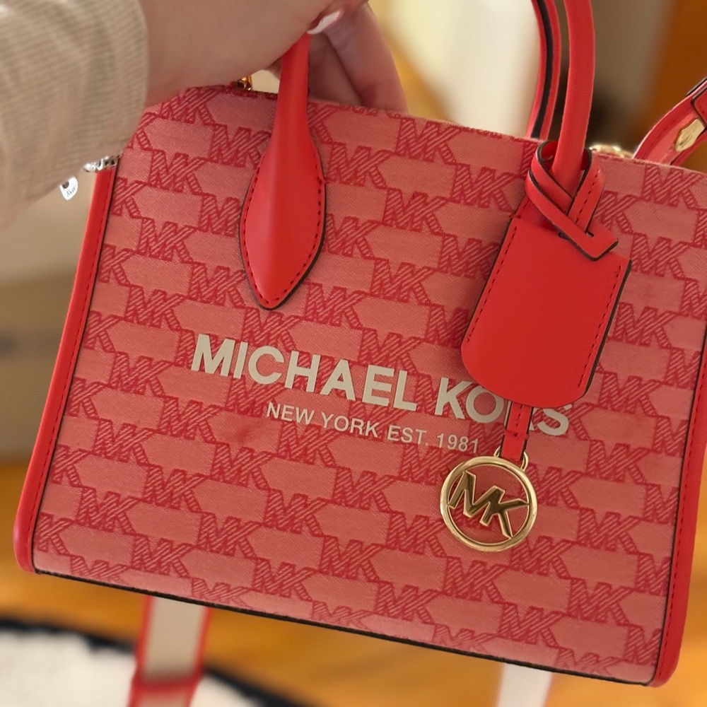 Micheal Kors bag